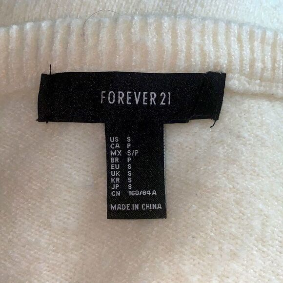 ✨ Forever 21 Slub Knit V-Neck✨ - Picture 4 of 6